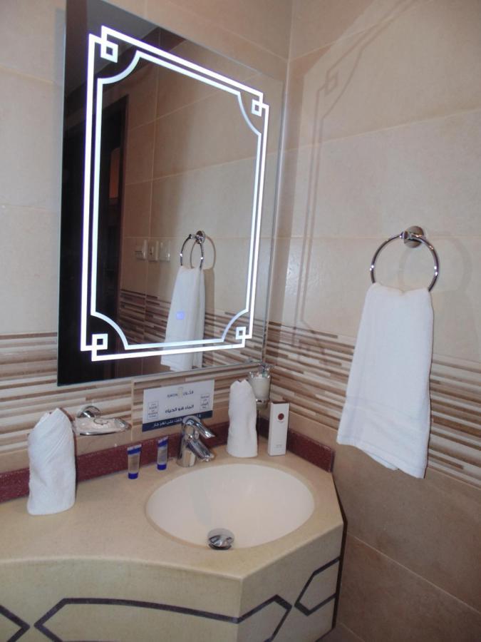 Sukoon Hotel Медина Экстерьер фото